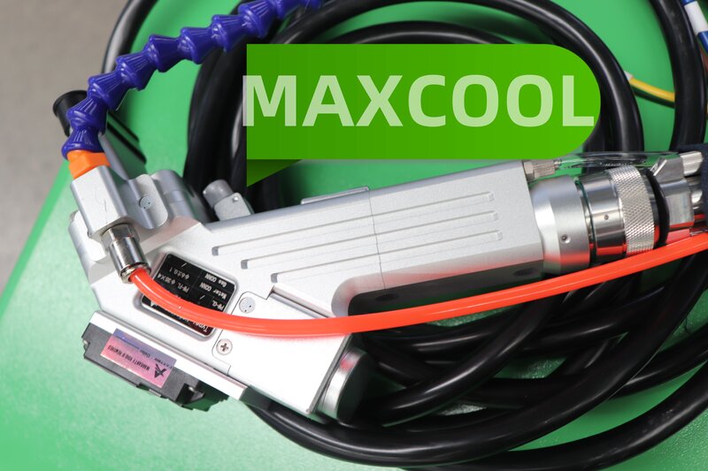 Maxcool 1000w 1.5kw 2kw Small Laser Cleaner Laser Rust Removal Cleaning machine