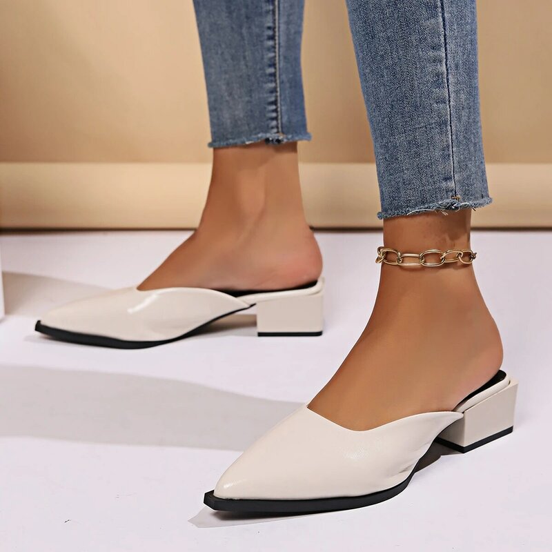 Baotou รองเท้าส้นเหลี่ยมหัวแหลมสำหรับผู้หญิง, รองเท้าแตะแฟชั่นแบบสวมสำหรับฤดูร้อน