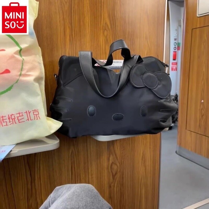 MINISO 산리오 패션 대용량 여행 및 비즈니스 러기지 백, 귀여운 헬로 키티 프린트 풀오버 핸드백