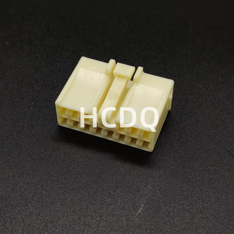 10 PCS Original and genuine 7283-1140 automobile connector plug housing supplied from stock