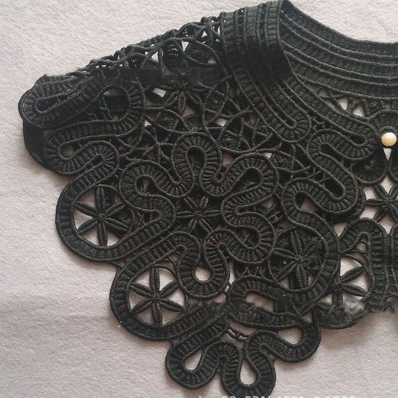 False Collar Vintage Hanfu Embroidery Collar Venise Lace Neckline