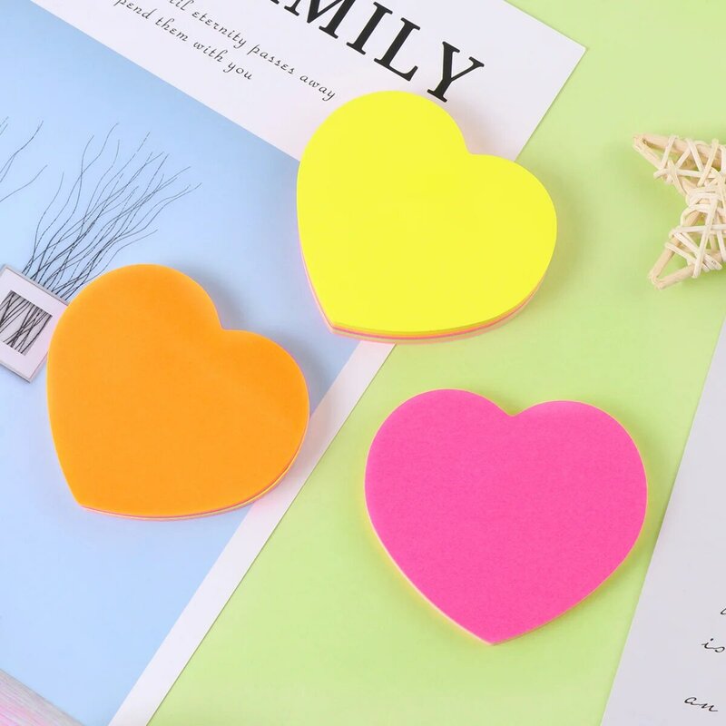NUOLUX 3pcs Heart-shaped Posted Self-Adhesive Paper Notes Facilitated Stickers Notepads