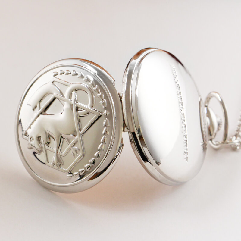 New Men's Quartz Pocket Watch Popular Retro Fashion Simple Charm Silver FOB Roman Digital Necklace Pendant