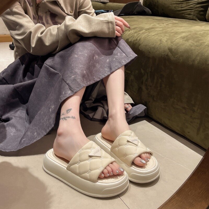 Sandalias ligeras de color liso para mujer, chanclas grandes para caminar, ocio, compras, verano, 2024