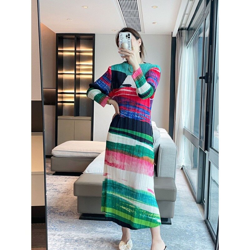 Miyake pieghettato 2024 primavera nuova stampa pittura a inchiostro abito Slim Fit per eleganza femminile e abito medio lungo di alta qualità