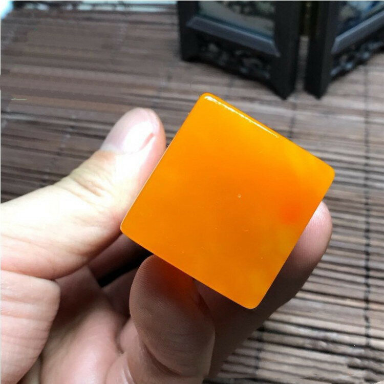 Xinjiang Gobi Bloodstone Yellow-Red Agate Seal, A Popular Name Seal, A Book Seal, A Seal Cutting Ornament.