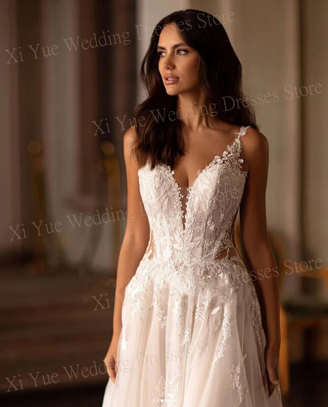 아름다운 절묘한 A 라인 웨딩 드레스, 브이넥 레이스 아플리케, 신부 가운, 민소매 스파게티 스트랩, 얇은 명주 그물