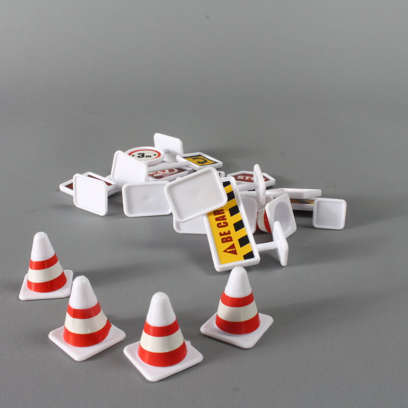 Mini Traffic Signs Model Toy para criança, Road Block para crianças, Educação de segurança, Kids Puzzle Brinquedos, Meninos e Meninas Presentes, 15 PCs/Set