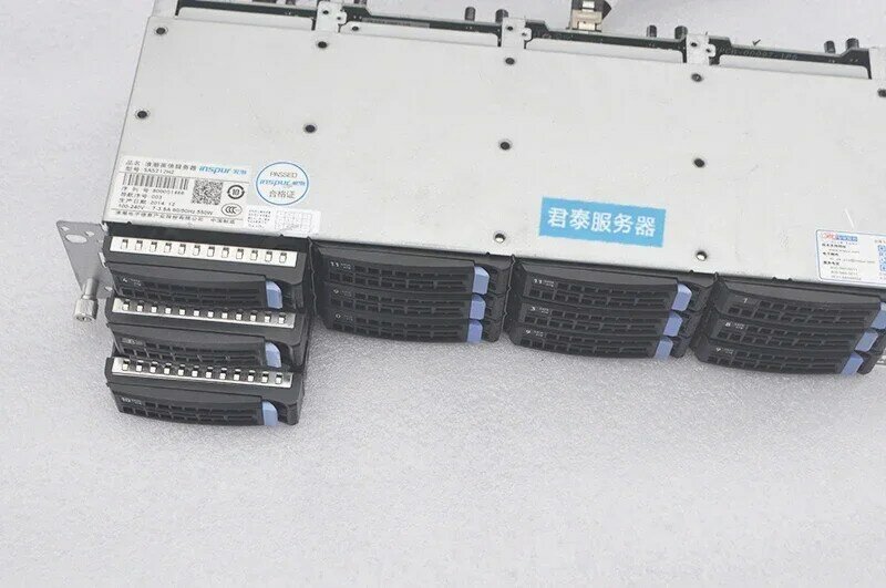 12 bay 3.5 pollici 6Gb hard drive cage 12Gb storage NAS Black Qunhui CDN hot swappable SAS series chassis