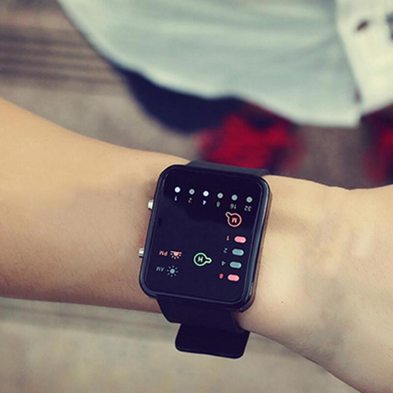 Jam Tangan Digital นาฬิกานาฬิกาซิลิโคนปุ่มแบตเตอรี่แฟชั่น LED ซิลิโคนนาฬิกาข้อมือไบนารีตกแต่ง