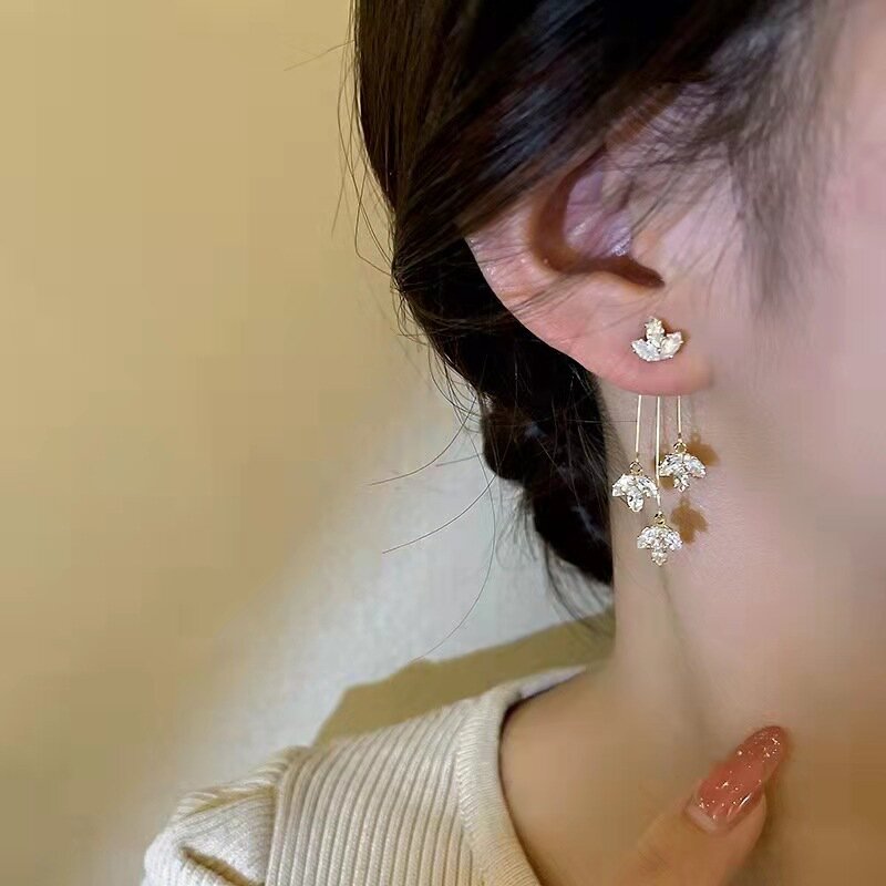 Nuovi orecchini pendenti con zirconi nappa per le donne orecchini Color oro a forma di foglia fortunata di alta qualità regalo di gioielli di tendenza per la fidanzata