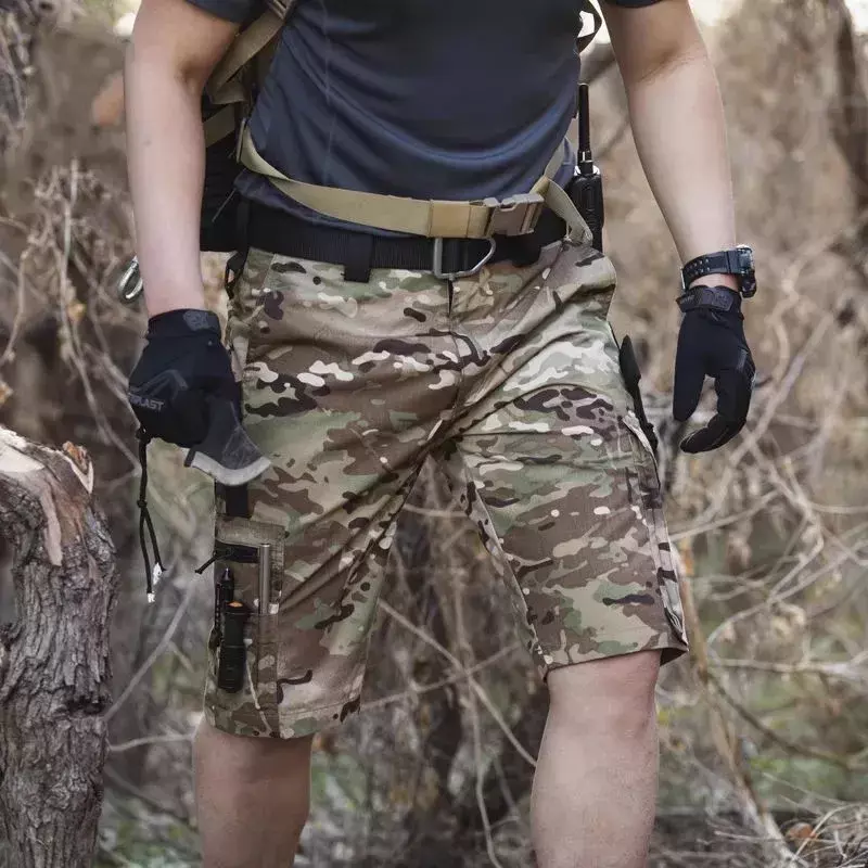 Celana pendek kamuflase pria, bawahan Joger pria tipis mendaki luar ruangan militer banyak saku cepat kering Musim Panas 2024