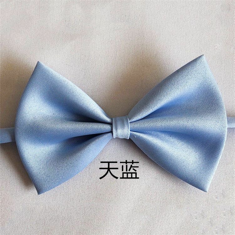 pay USD1 can get one bowtie , we only send it together with your suits