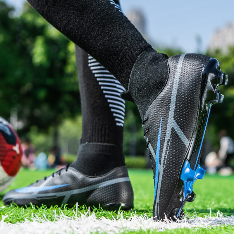 Scarpe da calcio da uomo Tf/fg scarpe da calcio scarpe sportive antiscivolo comode scarpe da ginnastica ultraleggere da allenamento all'aperto tacchetti morbidi