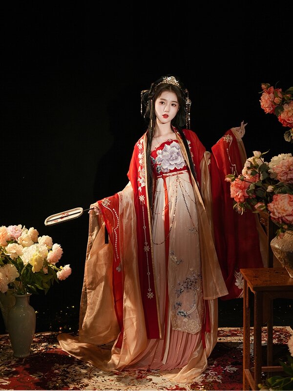 Strój damski odzież typowa dla chińczyków Han na piersi czerwony strój ślubny haft tradycyjny nowe ubranie