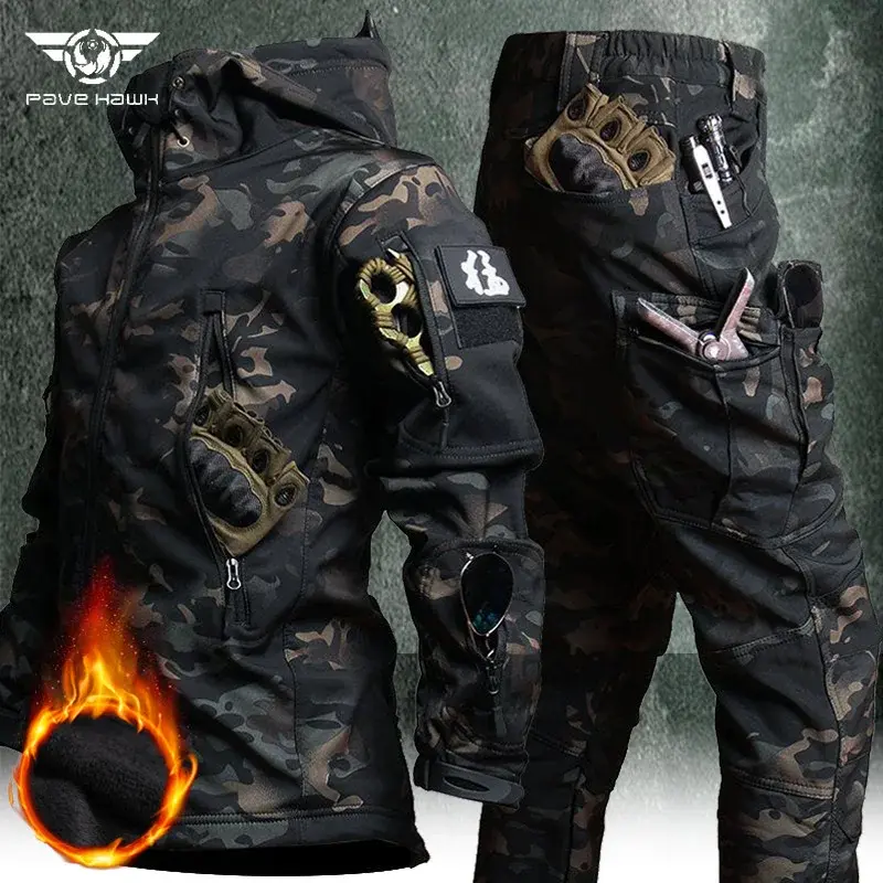 Conjunto Softshell camuflado para homens, jaqueta tática militar com capuz, calça de trabalho solta de bolso múltiplo, terno Sharkskin de lã de 2 peças