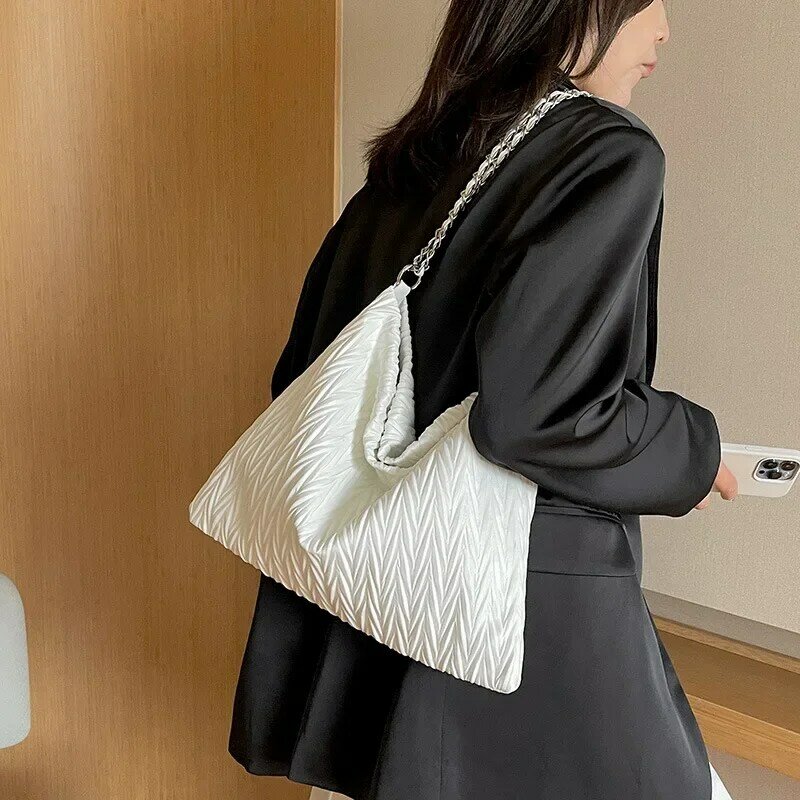 Tas bahu untuk wanita tas rantai lipat mode Tote desain populer Semua cocok kapasitas besar belanja tunggal tas persegi