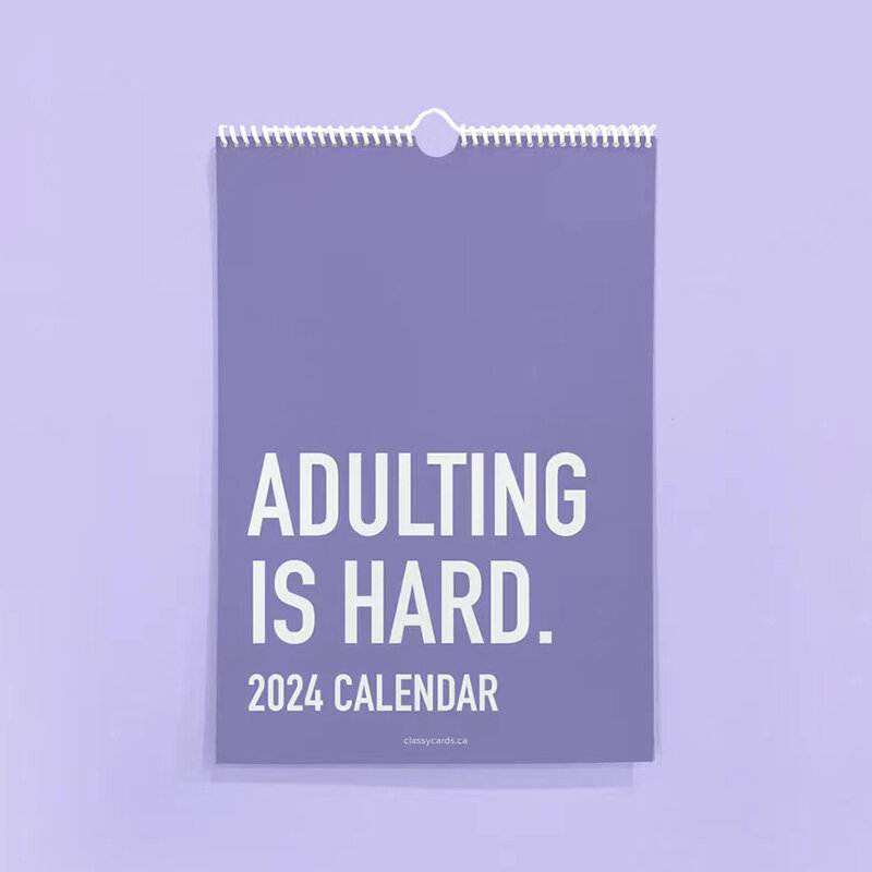 Der Erwachsenen fall ist schwierig. 2024 Kalender 12 Monate inspirierender Wandkalender mit täglichen Raster-Notiz blöcken, die den monatlichen Wandkalender umdrehen