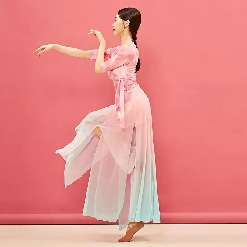 ชุดผ้าโปร่งสำหรับผู้หญิงชุดฝึกเต้นแบบคลาสสิกแบบจีนชุดสอบศิลปะการไล่ระดับสีสุดหรู