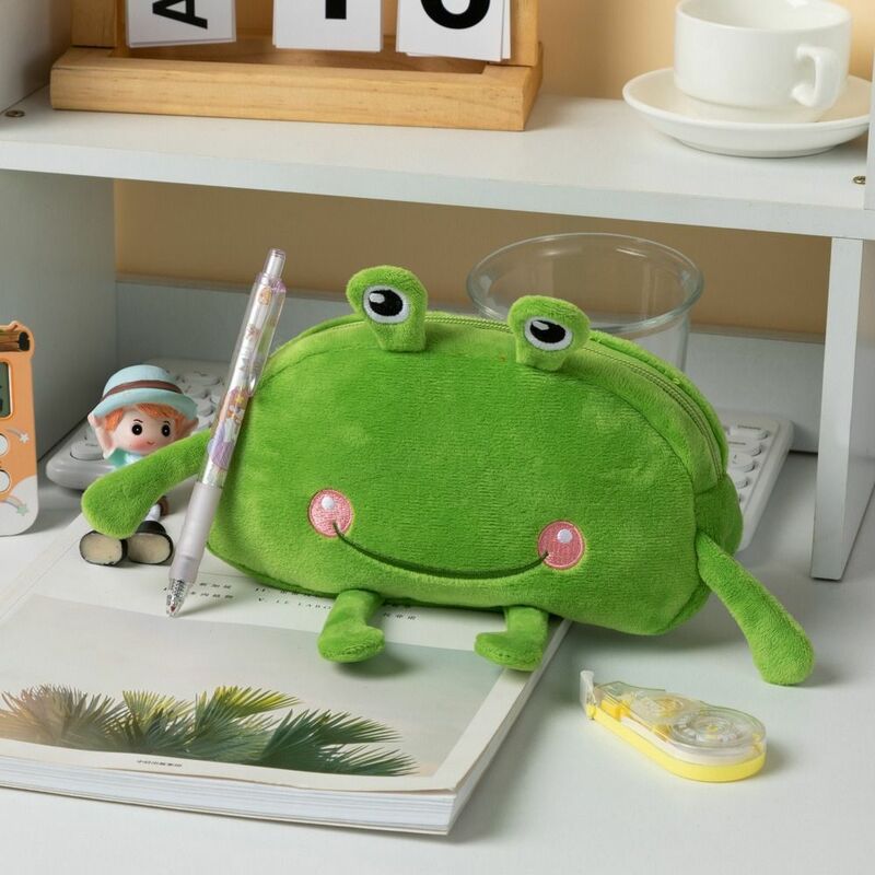 Organizer na biurko zabawna zielona żaba pokrowiec na długopis zabawna o dużej pojemności pojemnik na ołówki piórniki zamek pluszowy piórnik papeterii