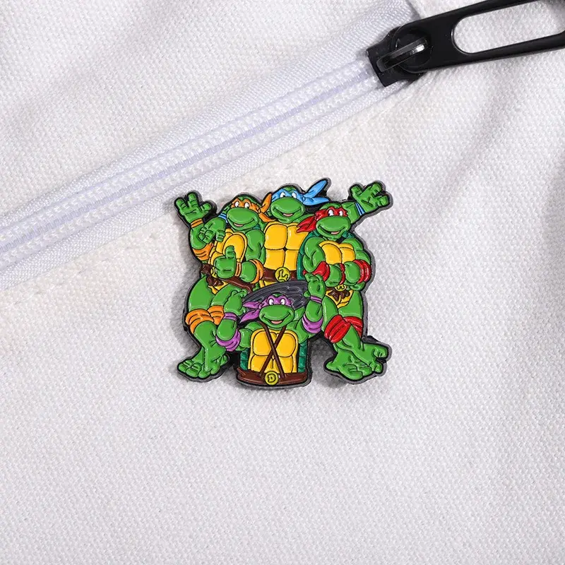 1szt Teenage Mutant Ninja Turtles Broszka TMNT Cartoon Peripheral Metal Emalia Pin Ubrania Plecak Dekor Odznaka Akcesoria