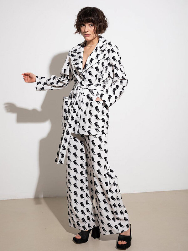 Martha qiqi Druck Femme Nachtwäsche Anzug sexy Turn-Down Kragen Nachtwäsche Langarm Nachthemd weites Bein Hosen Mode Pyjama Set