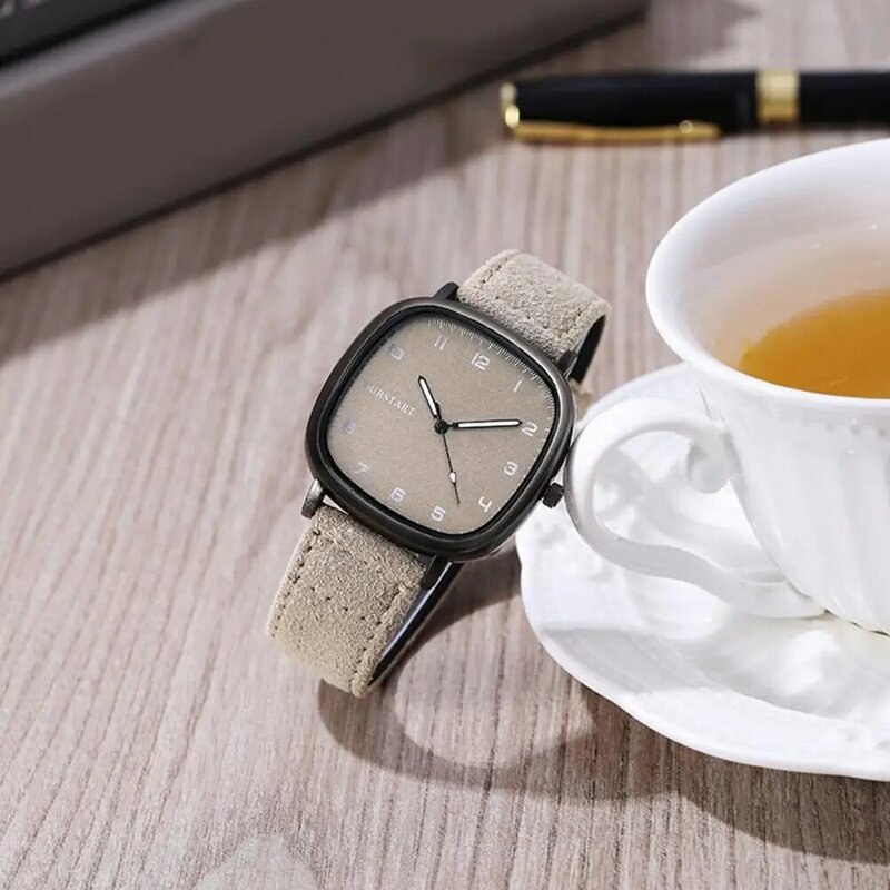 Jam tangan acara Formal wanita, jam tangan kuarsa dengan permukaan jam persegi tali silikon dapat disesuaikan tinggi untuk modis untuk pria