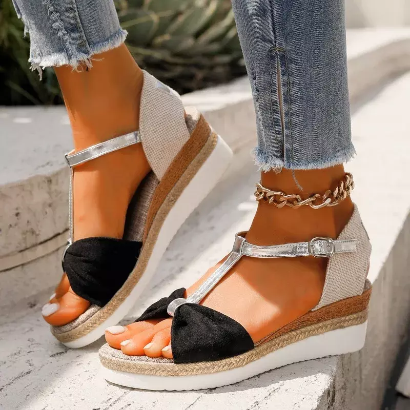 2024 nowe zaklinowane sandały damskie wzór w cętki klamry na platformie damskie buty europejskie i sandały z odkrytymi palcami