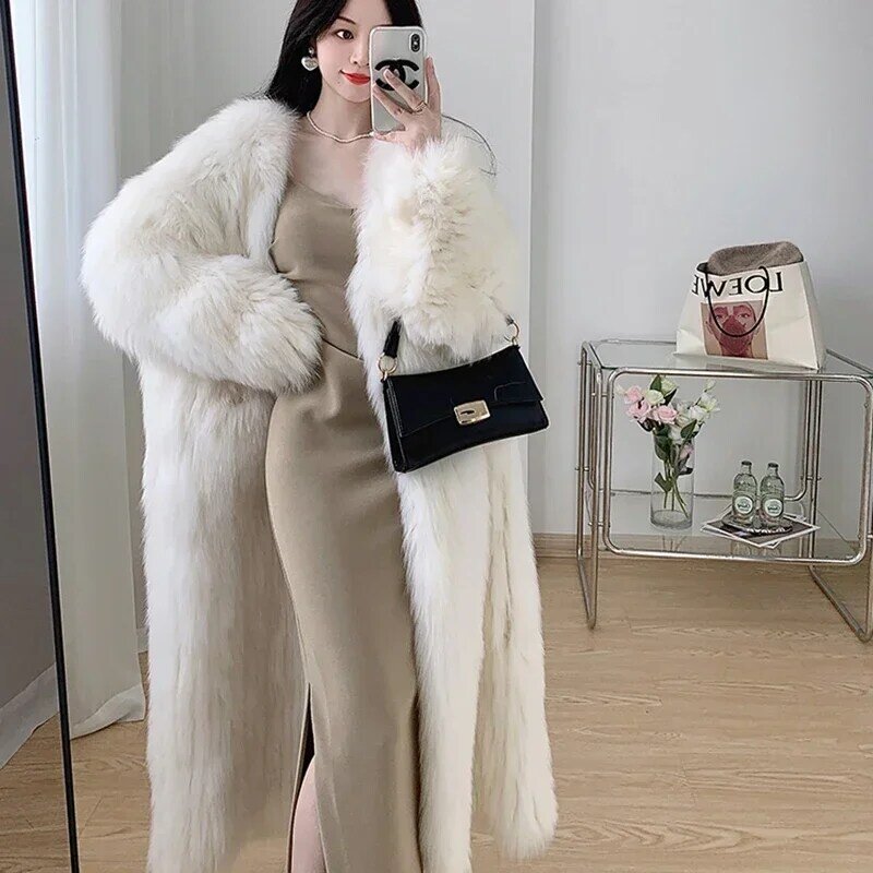 Cappotto di pelliccia di volpe di alta qualità da donna invernale 2023 Parka di pelliccia lunga di lusso più giacca di peluche femminile di grandi dimensioni imbottita in cotone molto calda