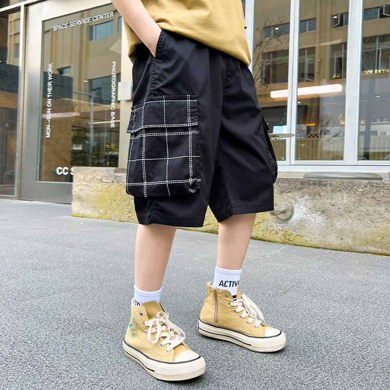 Pantaloncini per bambini di moda estiva pantaloncini traspiranti di colore nero per bambini pantaloni corti sportivi Casual elastici in vita 8 10 12 14 anni