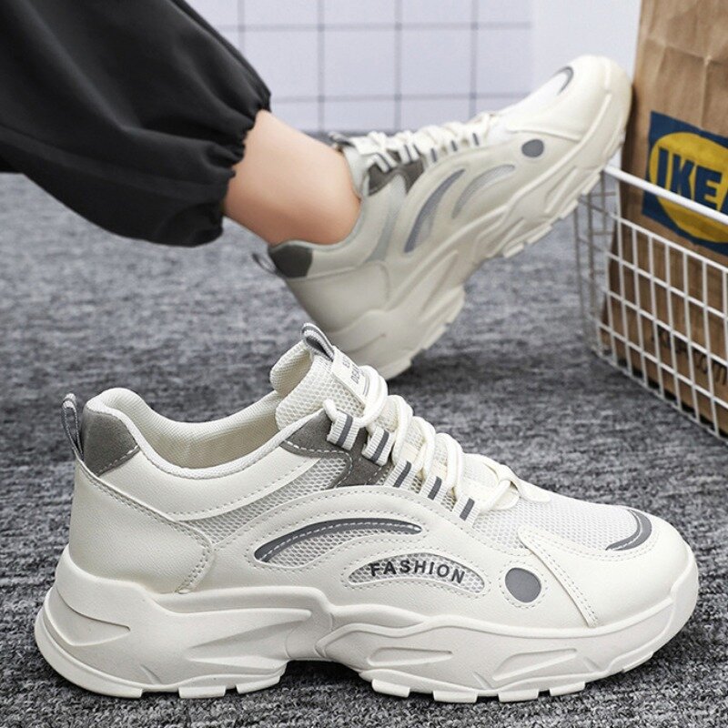 Masywne trampki 2024 letnie modne oddychające świecące buty do biegania wygodne buty dla taty dla mężczyzn sznurowane tenisówki na platformie
