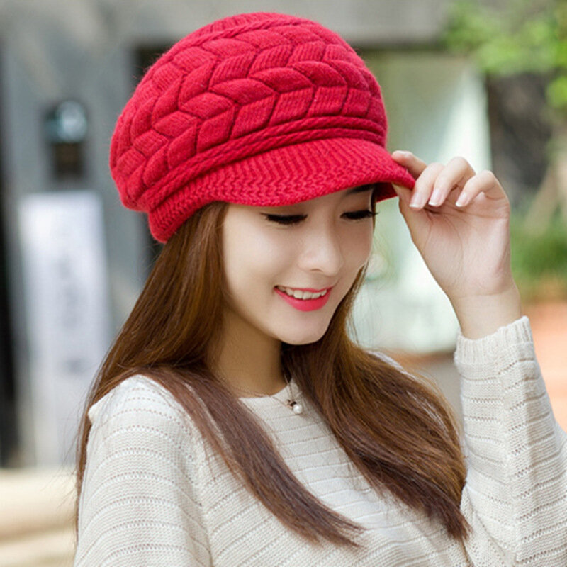 Women's Winter Solid Color Warm Knit Loose Beret Casual Ski Hat Korean Version Peaked Beret Plus Velvet Thick Knit Ear Guards