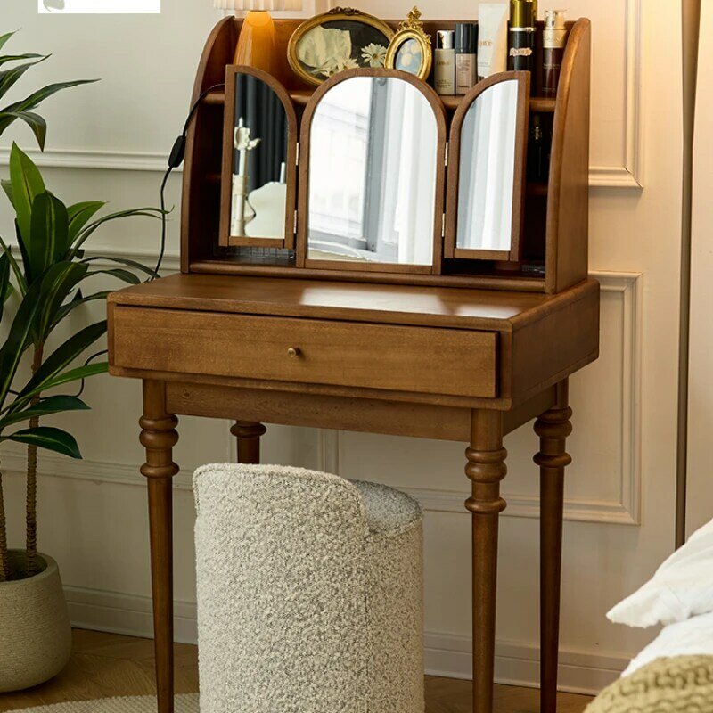 家庭用のレトロなスタイルの木製収納ボックス,小さな化粧品テーブル,寝室の家具,レトロなスタイル
