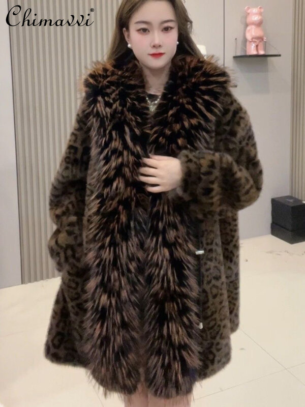 Casaco de pele sintética manga comprida feminino, elegante gola de pele, casaco de costura, moda solta, estilo de deslocamento de alta qualidade, inverno, 2023