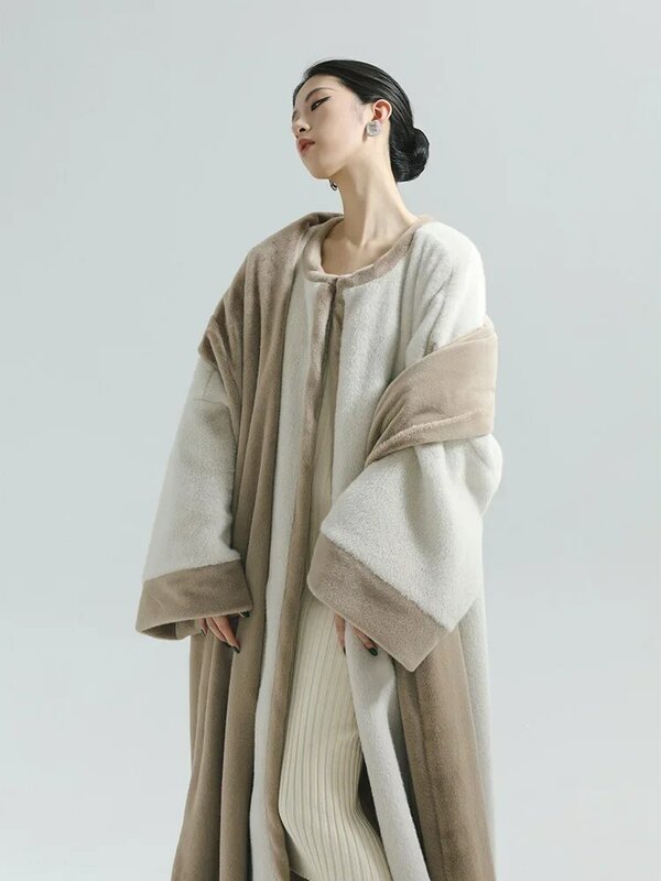 Damen Han chinesische Kleidung Rundhals-Strickjacke mit geraden Ärmeln Herbst-und Winter gewand
