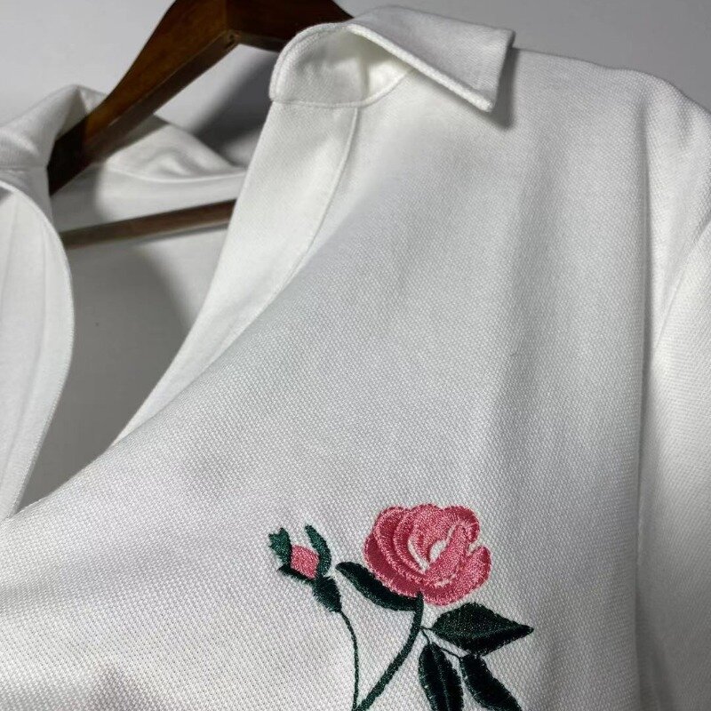 2024 New Fashion Summer Casual Women Love Rose T-shirt Kawaii Rose Print V-neck Loose Top Sexy Cutout Top Women's T-shirt
