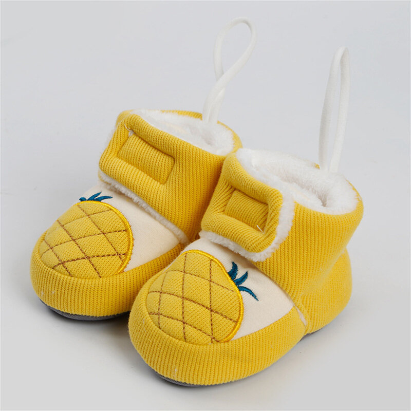 Botas de nieve cálidas para bebé, zapatos cómodos de invierno, de categoría A, buena envoltura, gruesas, de lana suave, estables
