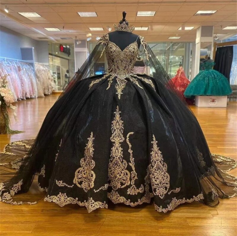 Czarne sukienki Quinceanera suknia balowa Spagheti paski aplikacje błyszczące słodkie 16 sukienek 15 Años meksykańskie