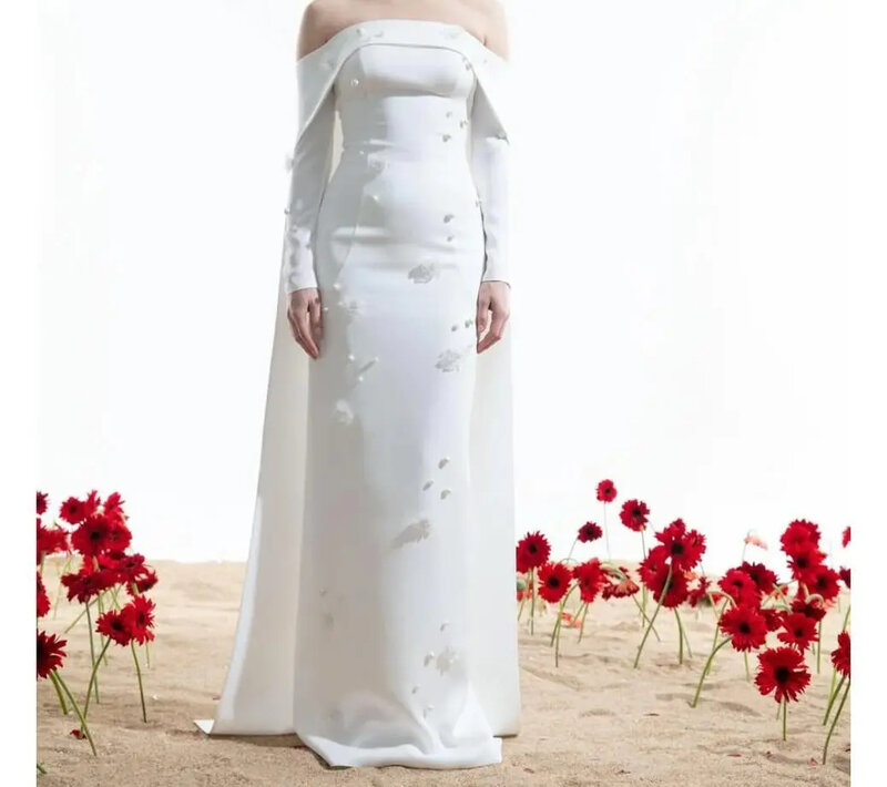 Suknia balowa saudyjski bal balowy Jiayigong prosty, modny wieczór z odkrytymi ramionami