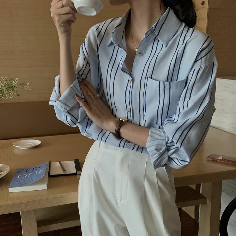 Camisa con gradiente de rayas coreanas para mujer, camisa de oficina con cuello de solapa, suave y sedosa, ligera y ondulada, Primavera, nueva