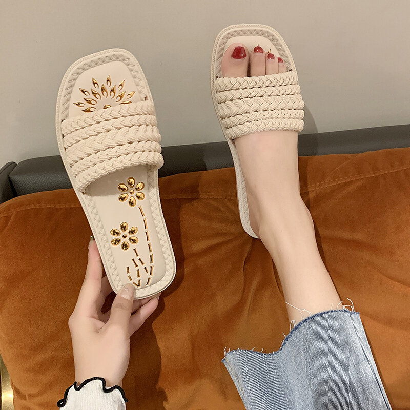 2024 New Summer Style Fashionable and Comfortable One-line Simple Casual Outdoor Beach Shoes Sandals and Slippers for Women