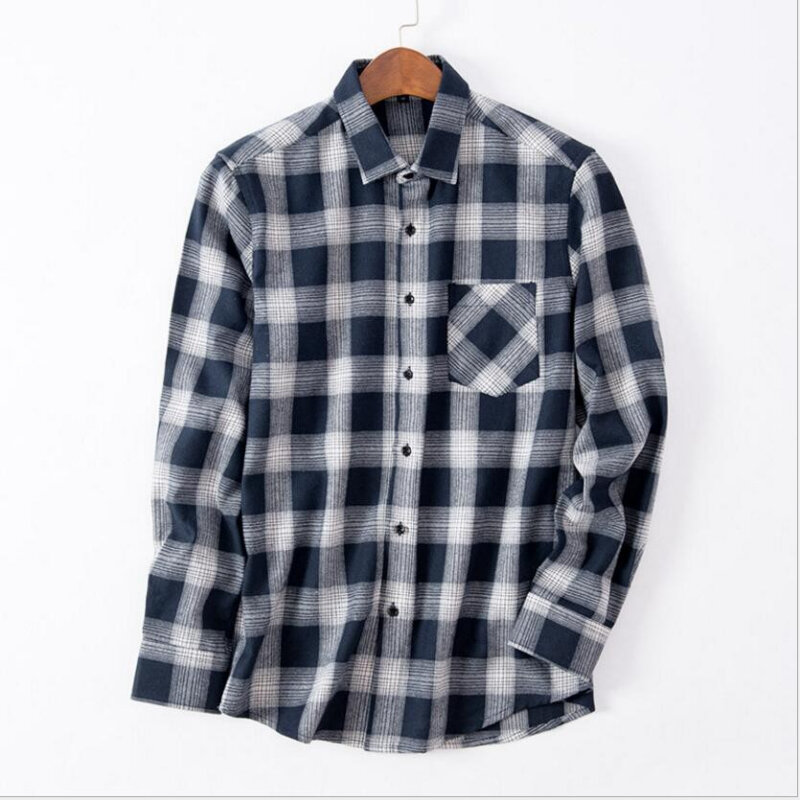 2022 New Men Casual Plaid Flannel Shirt Long-Sleeved Chest  Pocket Design Fashion Printed Button