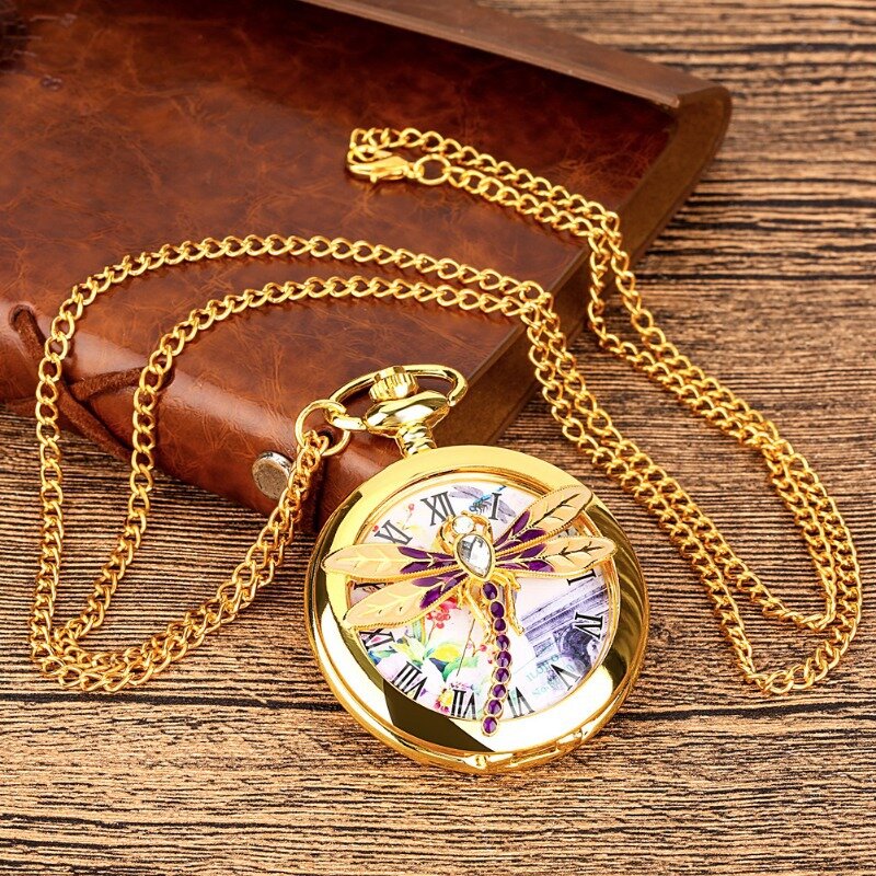クリエイティブな透かし彫りのフリップ時計、トンボのペンダント、美しい個性、カラーダイヤモンド、ガールフレンドへのギフト