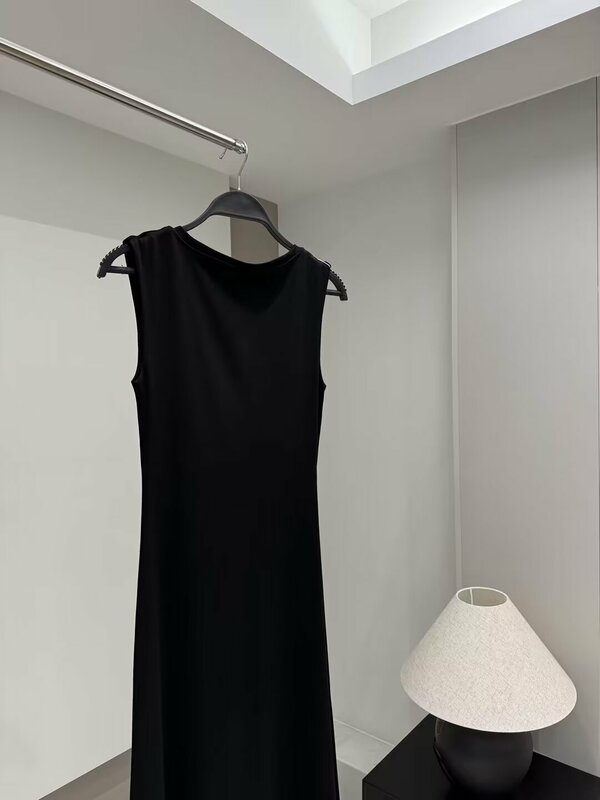 Damen Sommer neue Mode schwarz o Hals Kleid Slim Fit vielseitig drapiert plissiert Midi kleid Retro ärmellose Damen kleid Mujer