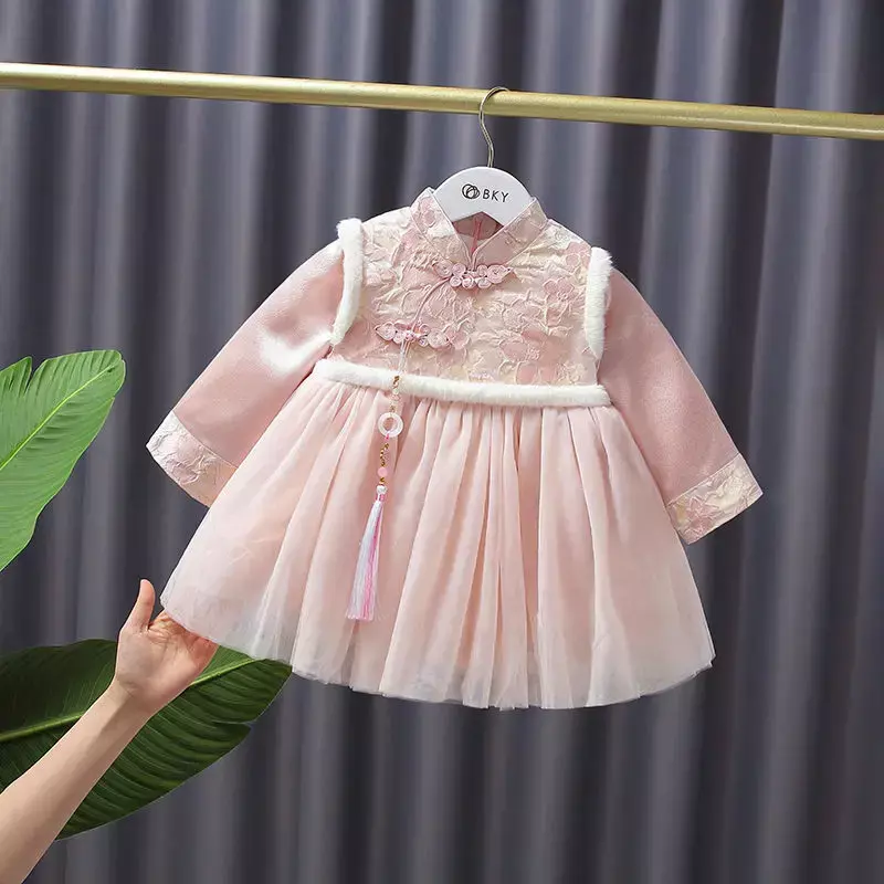 Frühling süße Spitze Emobridery Prinzessin Kleider Mädchen chinesischen Stil Neujahr Baby Tang Anzug Geburtstags feier dicke Baumwolle Kleidung