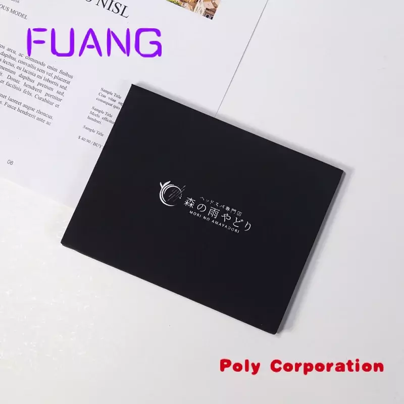 Cajas de embalaje de lujo personalizadas para tarjetas de crédito, papel de tacto suave negro, caja de regalo magnética para tarjetas VIP