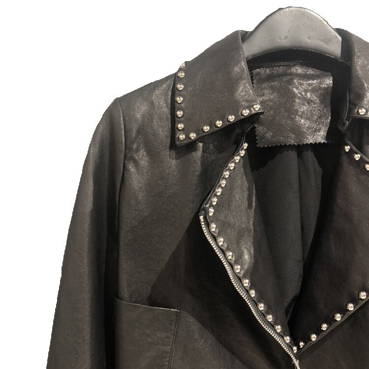 Nuova giacca da donna Slim Fit con rivetto, giacca in pelle corta in pelle di montone di cotone