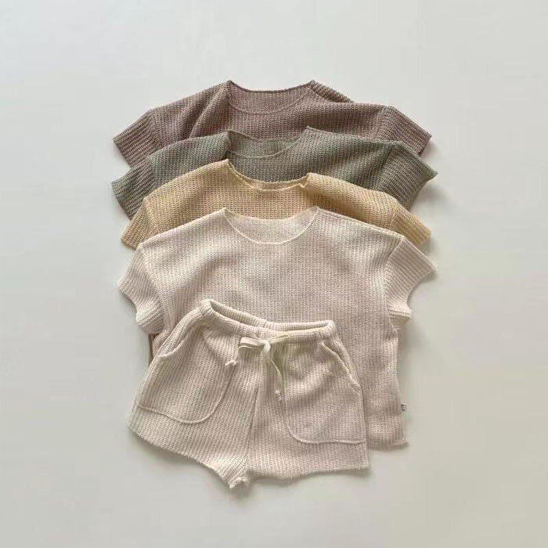 2023 New Summer Kids Boys Solid Tshirt Soft Pullover maniche corte Top pantaloncini per bambini per ragazze Toddler Simple Loose Homewear Set