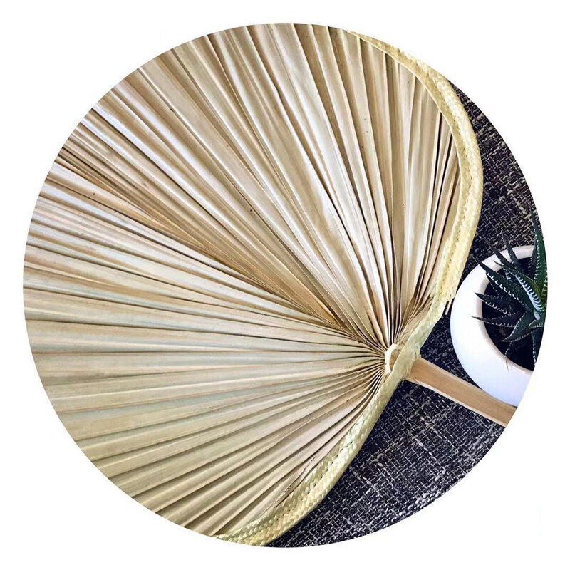 1pcs Large Hand Fan Old Handmade Cattail-Leaf Round Handfan Summer Mosquito Repellent Cooler FPalm Leaf Fan Home Decor Ornaments