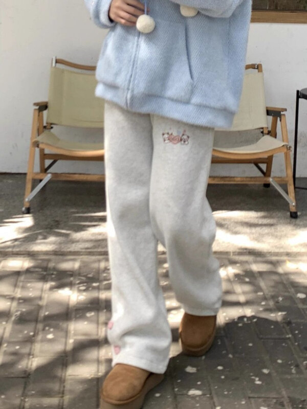 Deeptown Kawaii słodkie Harajuku wysoki stan szerokie nogawki spodnie damskie japońska moda niedźwiedź haftowane luźne spodnie miękkie Gril 2024